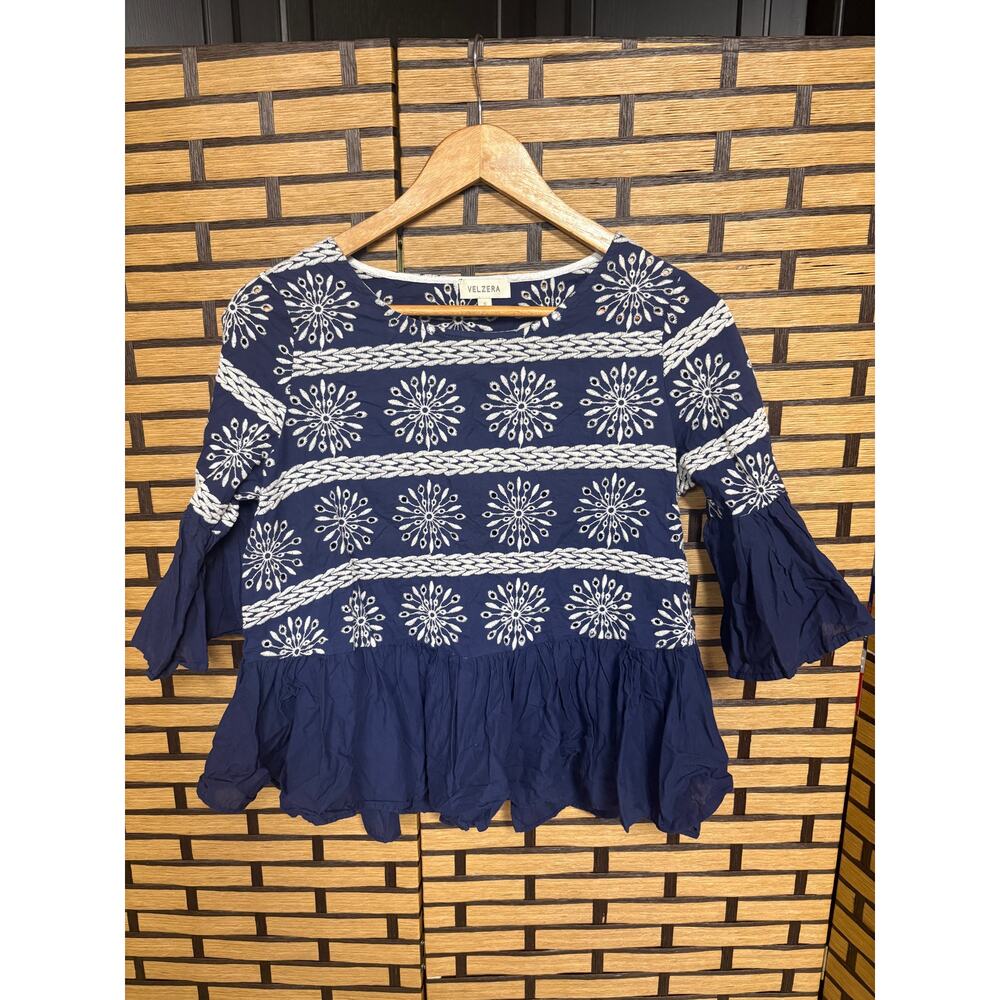 Velzera Blue Embroidered Top Size Small